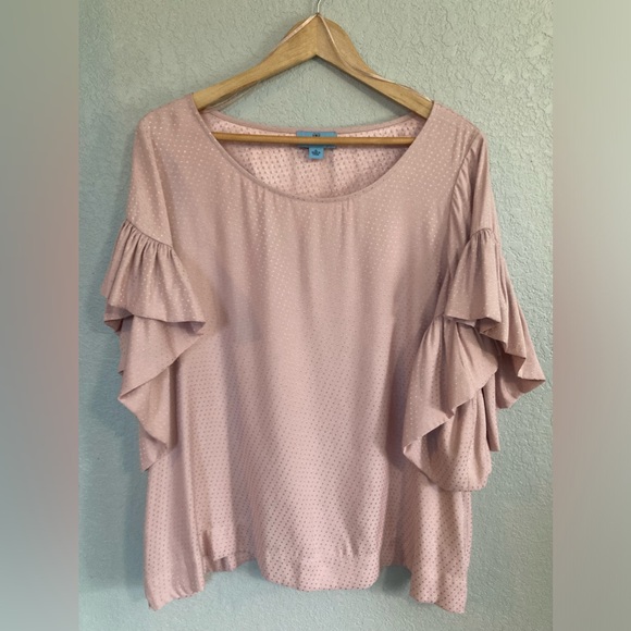 CeCe Tops - CeCe Blouse - NWT - Ruffle Sleeves - XL